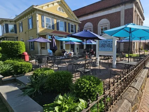 Medford Lakeside Dining